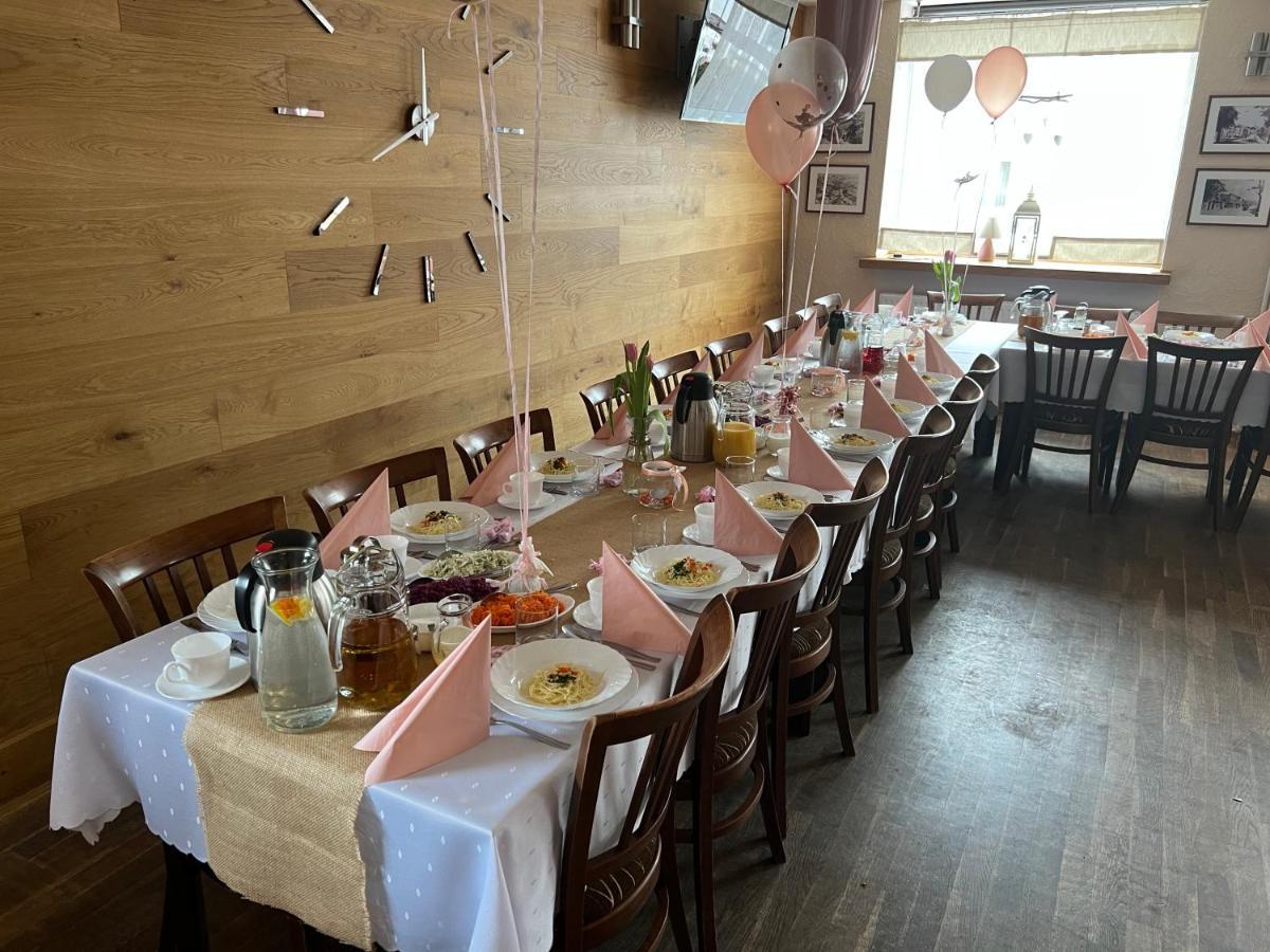 Ludowa Restauracja & Noclegi Kietrz Luaran gambar