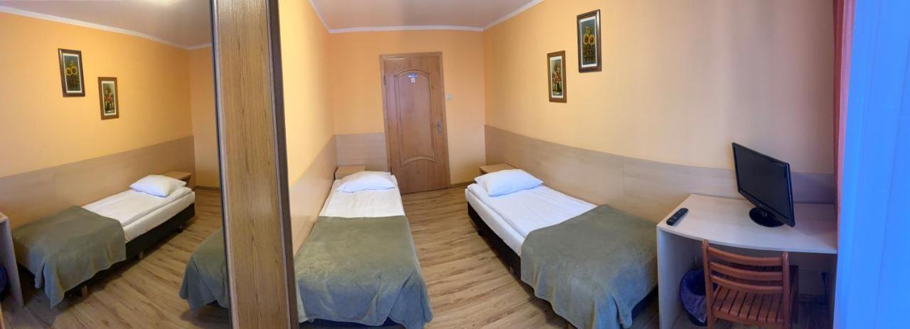 Ludowa Restauracja & Noclegi Kietrz Luaran gambar