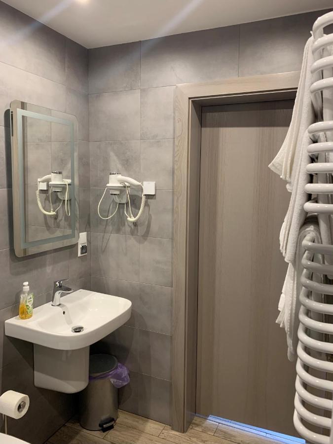 Ludowa Restauracja & Noclegi Kietrz Luaran gambar