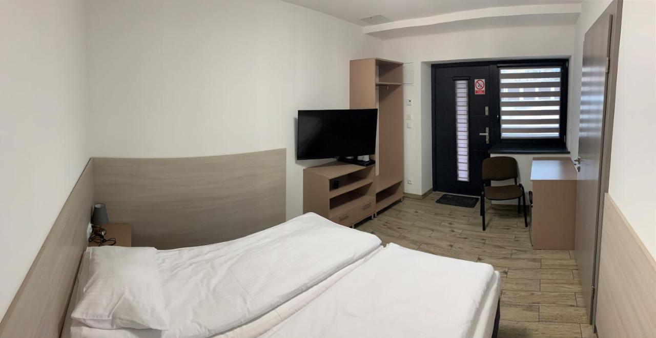 Ludowa Restauracja & Noclegi Kietrz Luaran gambar