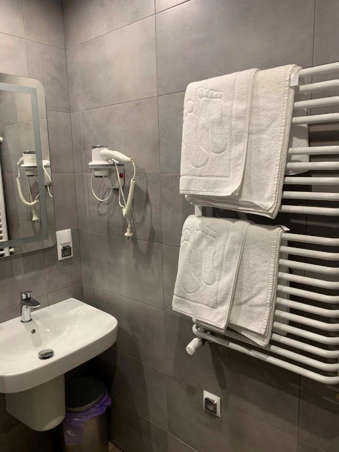 Ludowa Restauracja & Noclegi Kietrz Luaran gambar