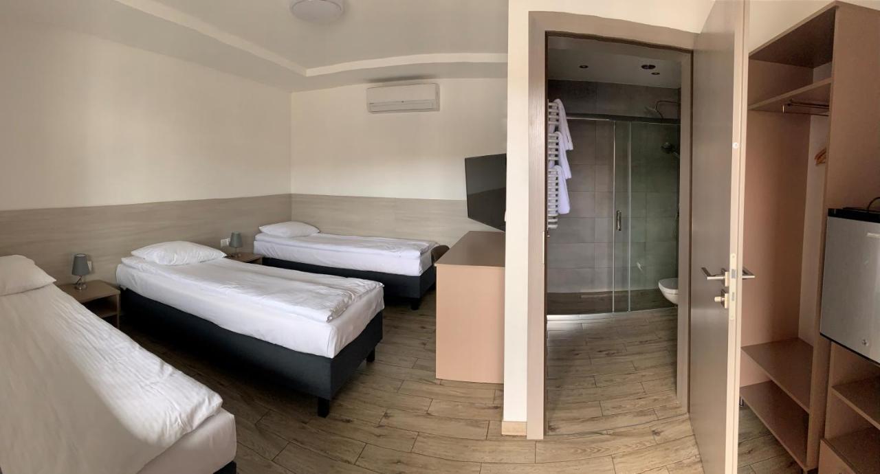 Ludowa Restauracja & Noclegi Kietrz Luaran gambar