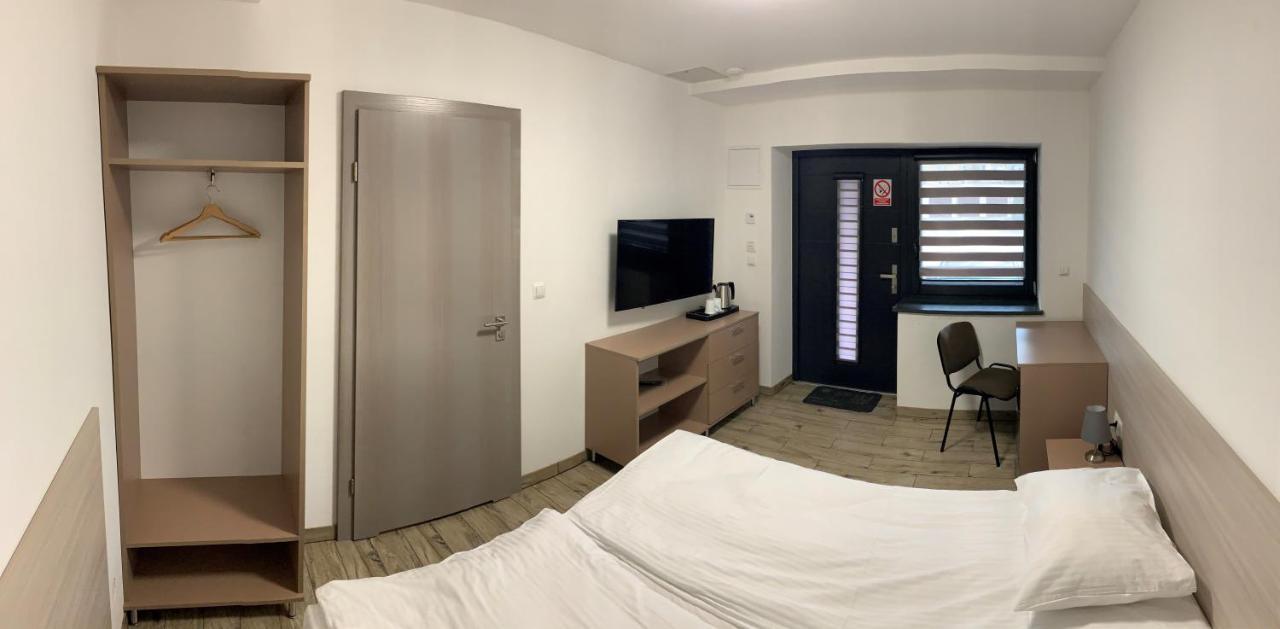 Ludowa Restauracja & Noclegi Kietrz Luaran gambar